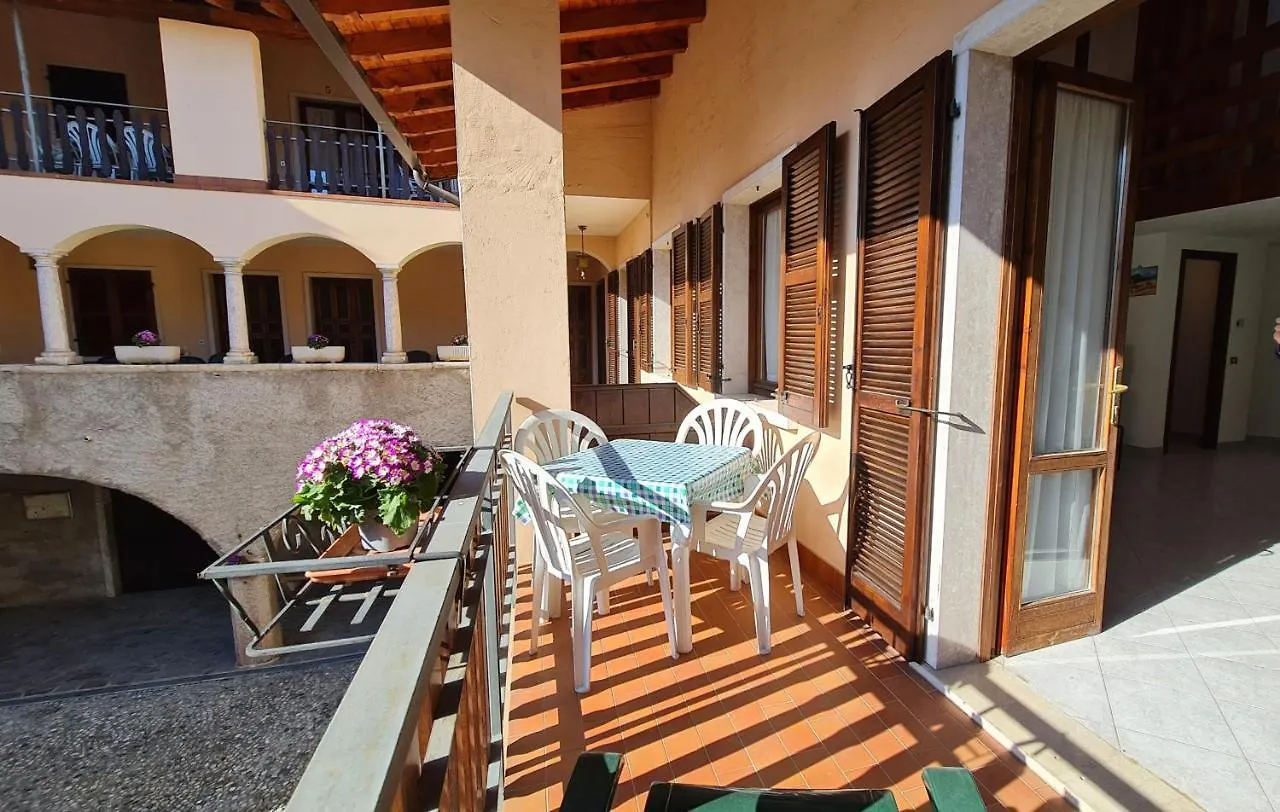 Apartment Bonaventura Appartamenti 12345 Agriturismo Gardola Centro Storico Tignale
