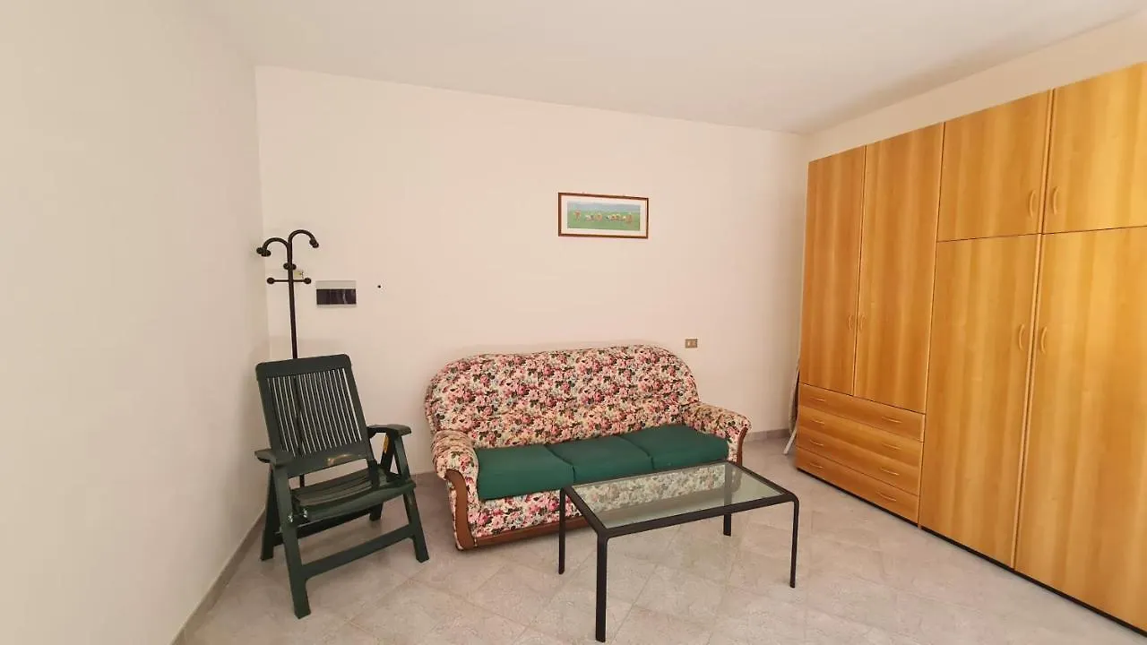 Bonaventura Appartamenti 12345 Agriturismo Gardola Centro Storico Tignale 0*,  Italien